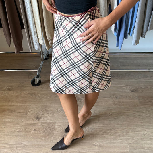 00s Burberry Midi Skirt - 26"