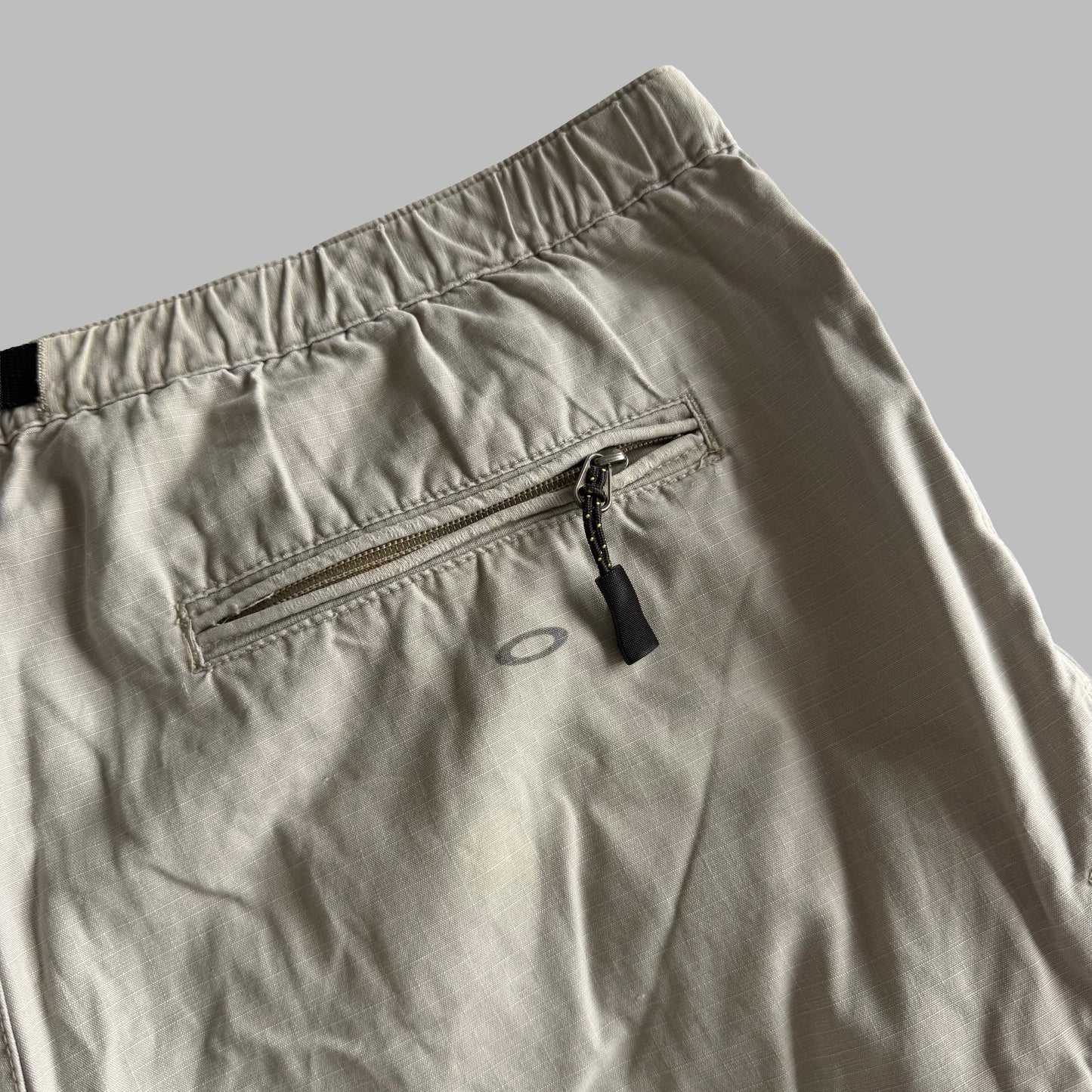 Y2K Oakley Lightweight Cargo Shorts - XL