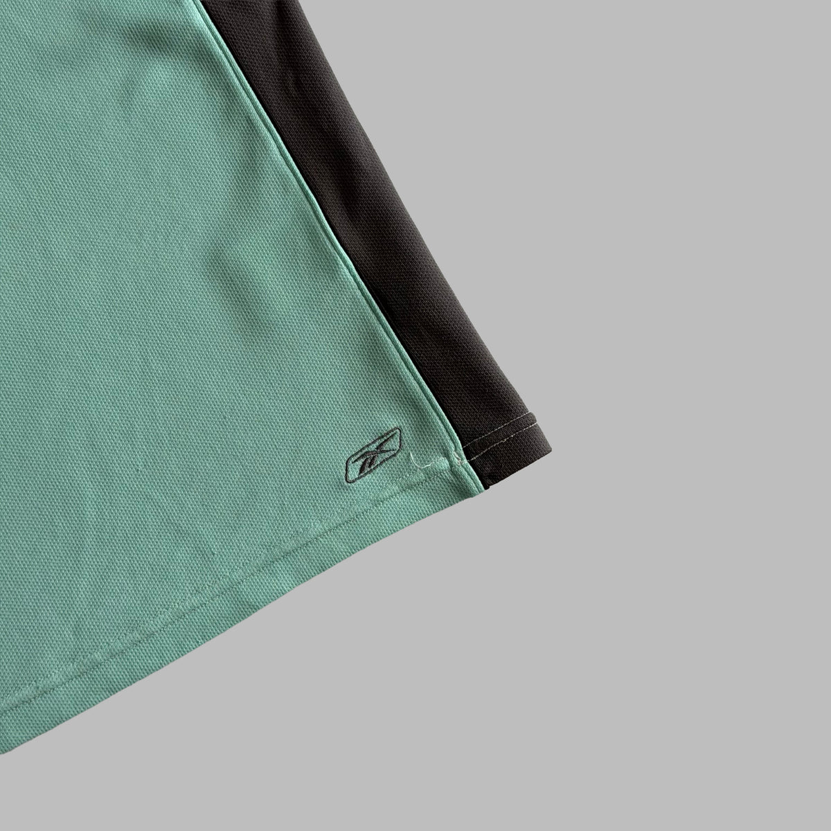Y2K Reebok Panelled Spell Out Activewear Tank - M