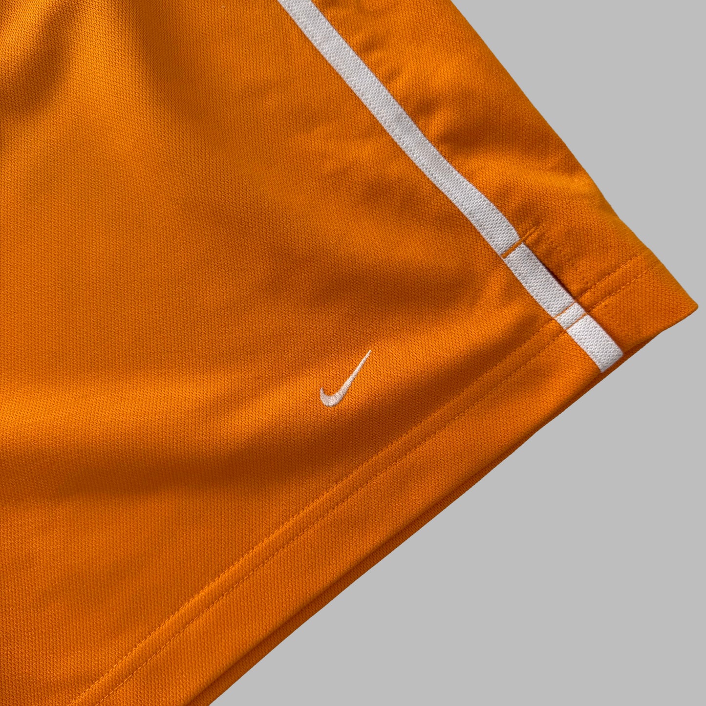 Y2K Nike Swoosh Shorts - M