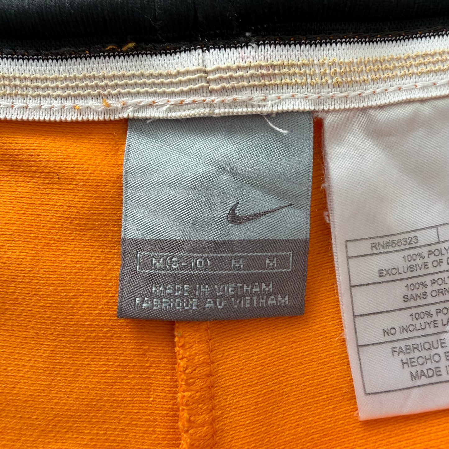 Y2K Nike Swoosh Shorts - M
