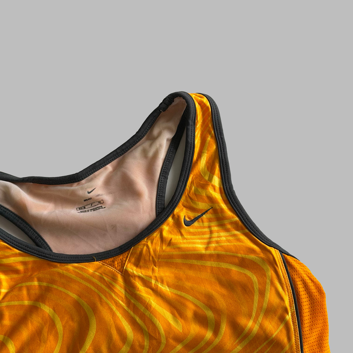 Y2K Nike Swirl Print Fitted Activewear Top - S
