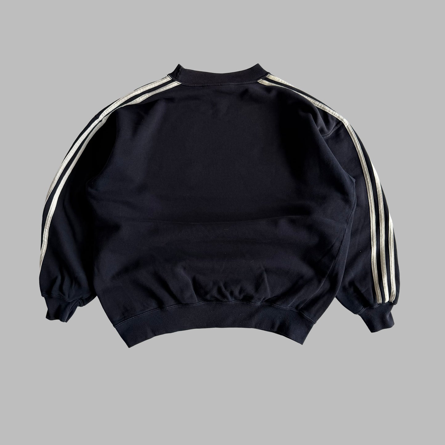 00s Adidas Three Stripe Sweatshirt - Medium