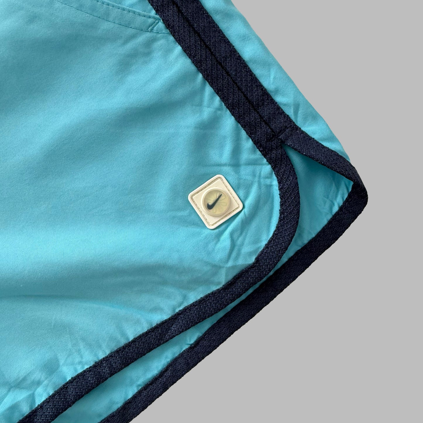 Y2K Nike Dolphin Mini Shorts - M