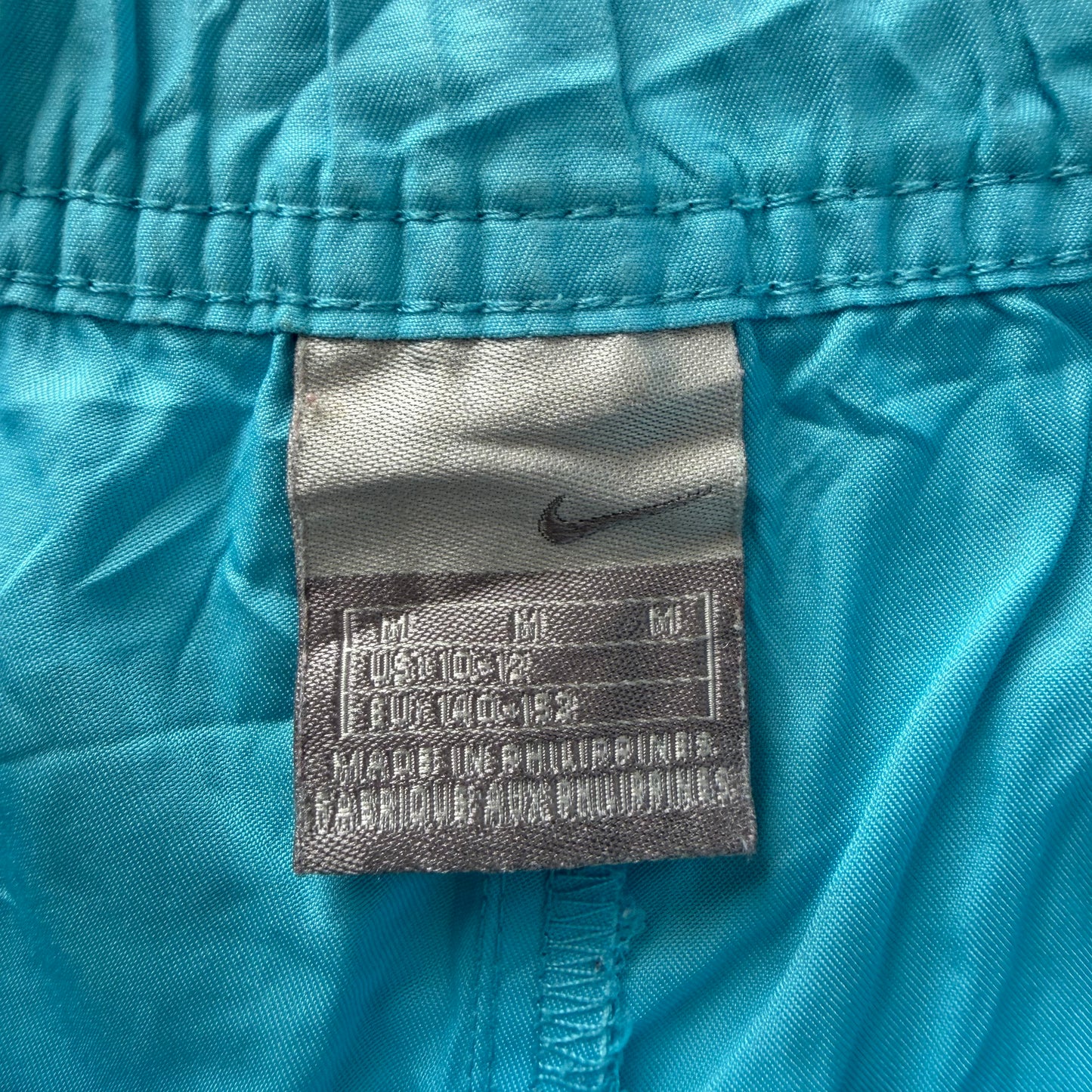 Y2K Nike Dolphin Mini Shorts - M
