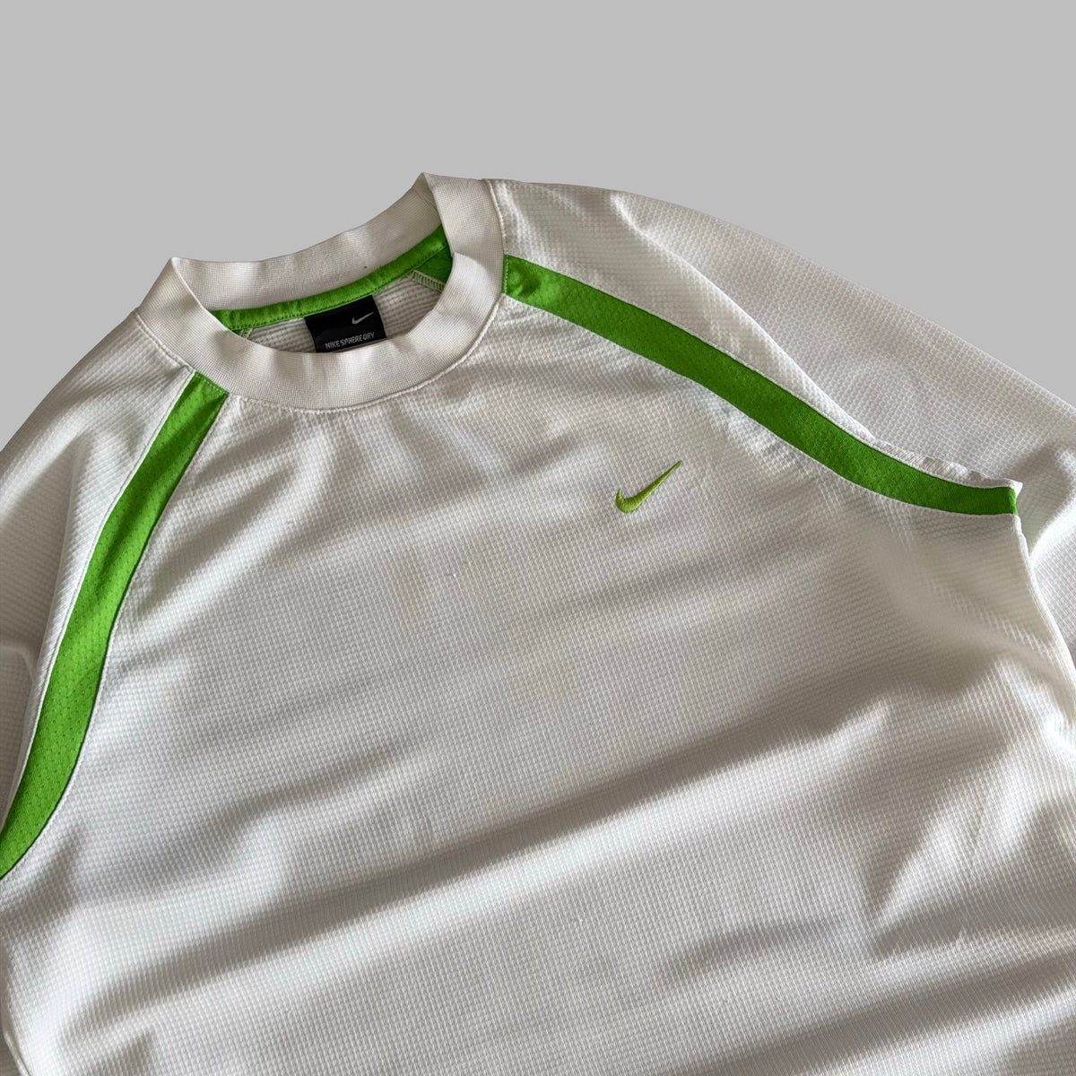 Y2K Nike Lightweight Activewear Long Sleeve Top - M