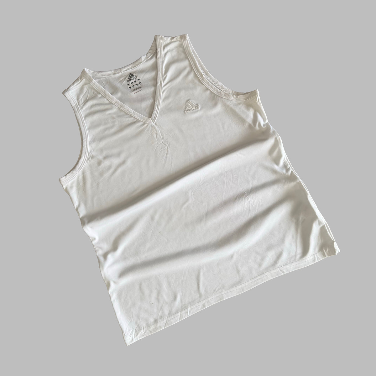 Y2K Adidas V-Neck Activewear Top - L