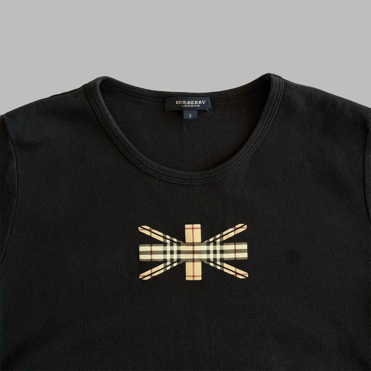 00s Burberry T-Shirt - Large