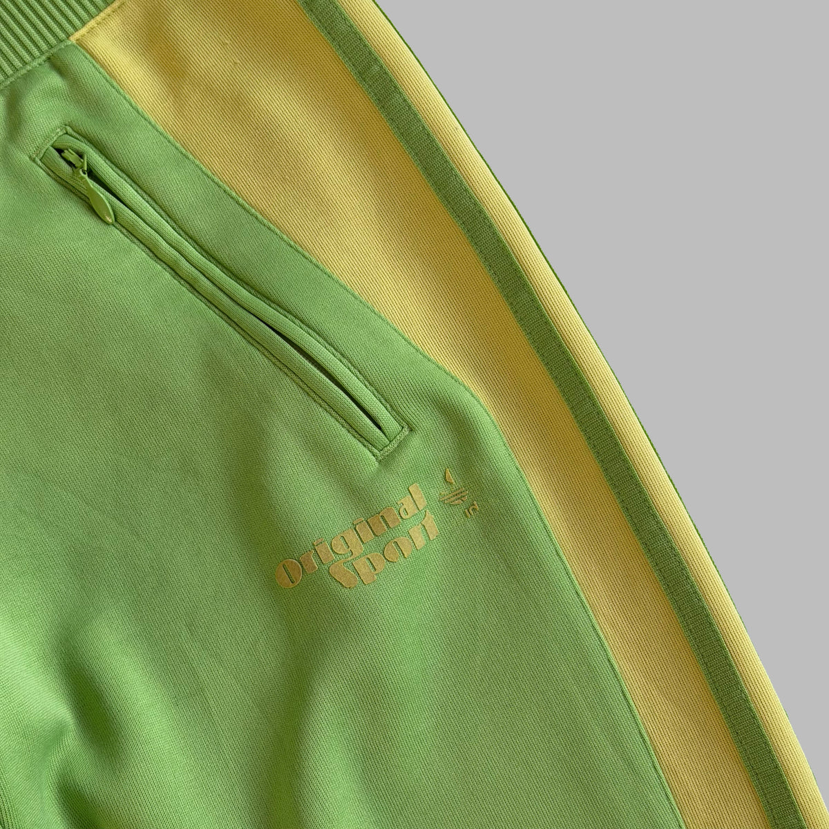 Y2K Adidas Original Sport Active Track Pants - S