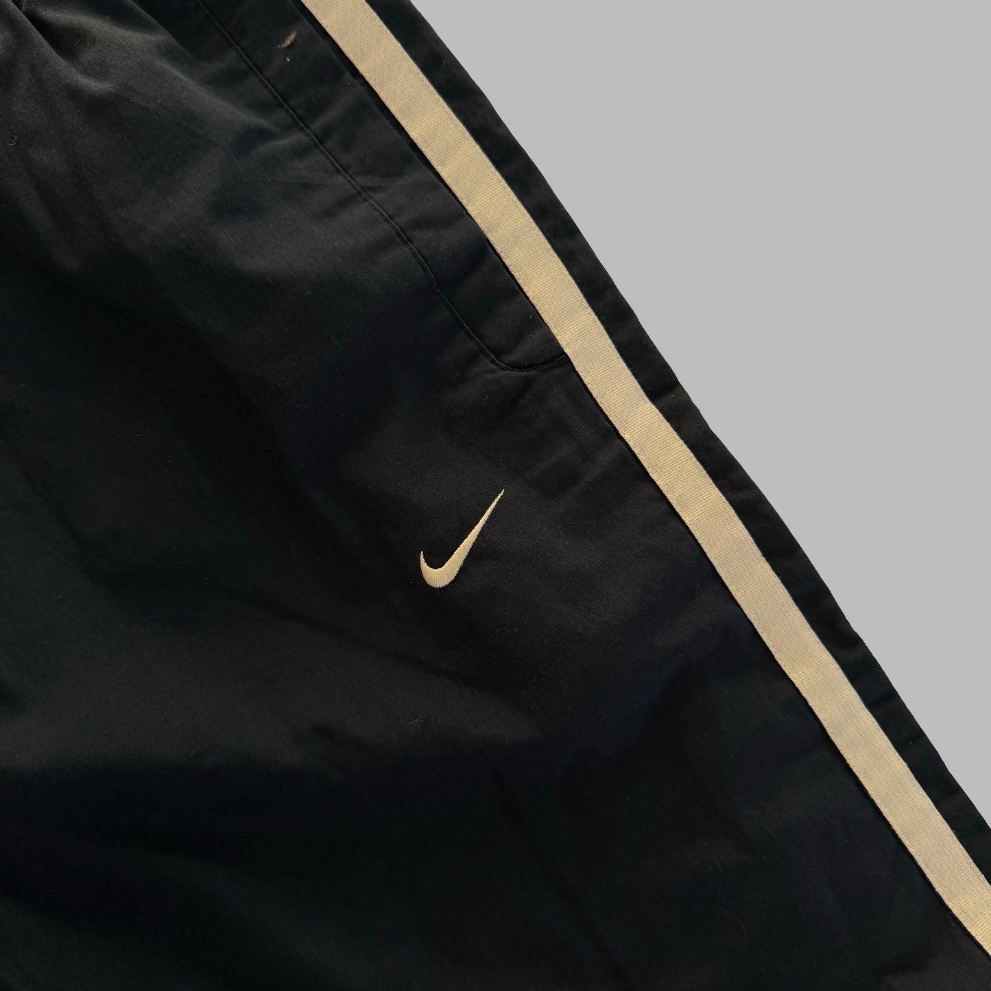 Y2K Nike Wide Leg Striped Track Pants - M