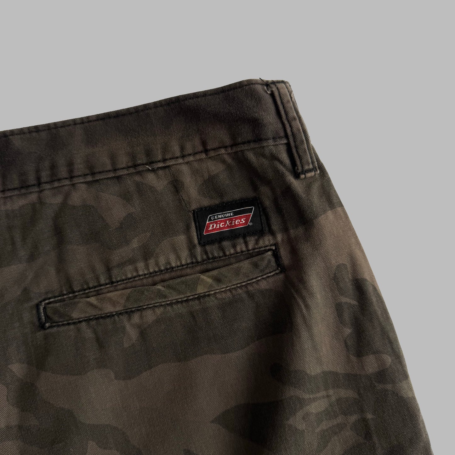 Dickies Camo Shorts - 36"