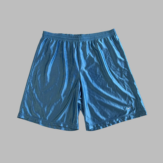 Y2K Nike Lightweight Basketball Shorts - XL