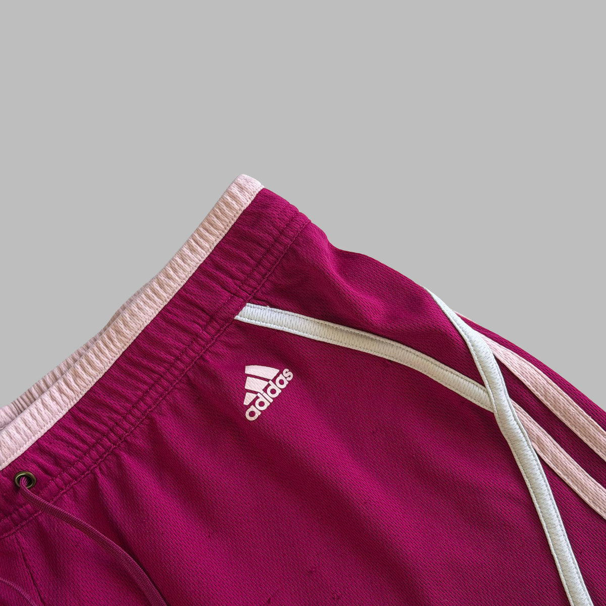 Y2K Adidas Striped Basketball Mini Shorts - M