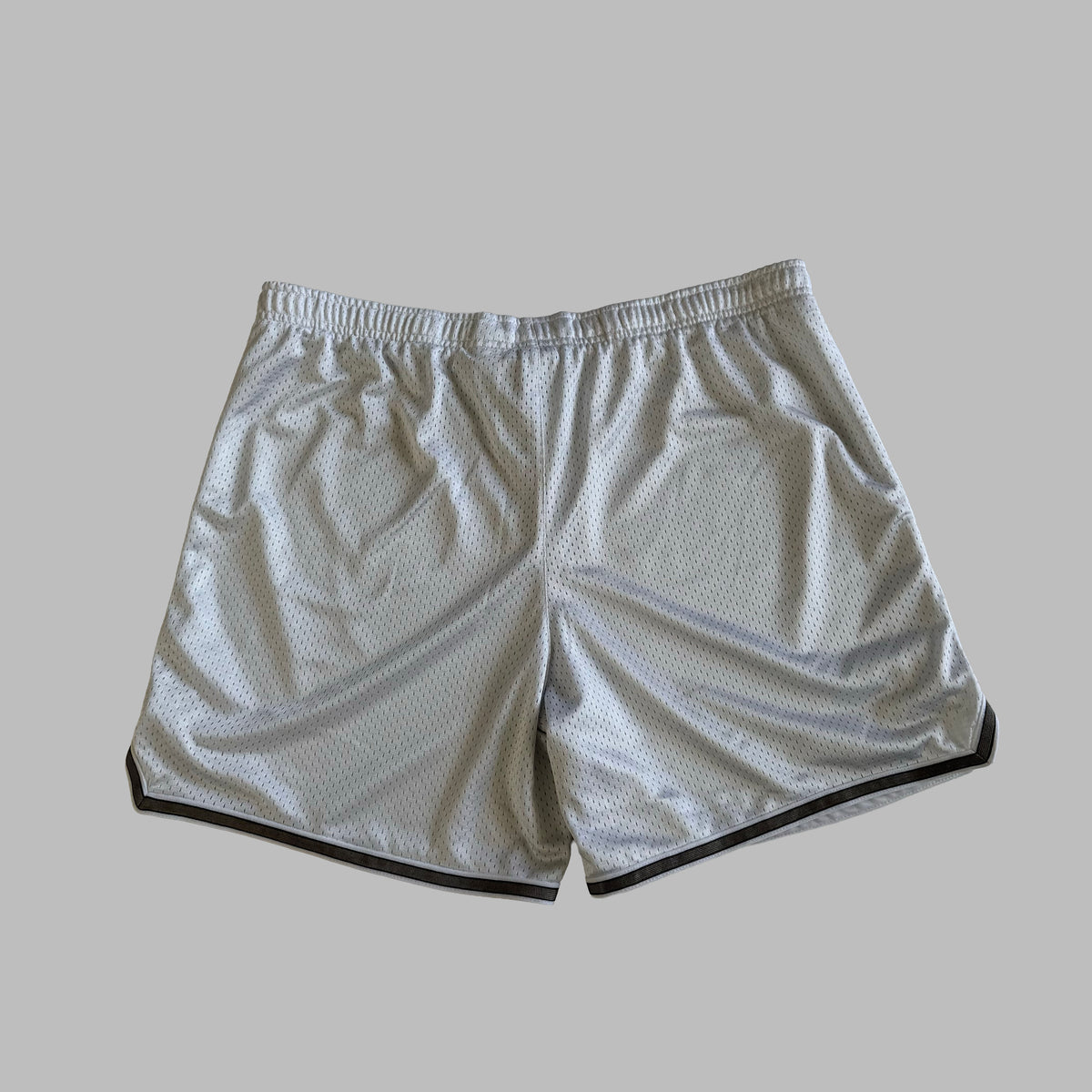 Y2K Nike Striped Lightweight Basketball Shorts - L
