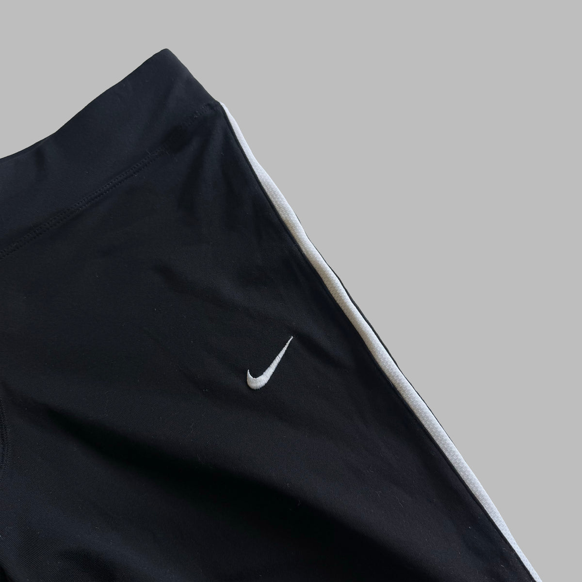 Y2K Nike Striped Activewear Capris - S
