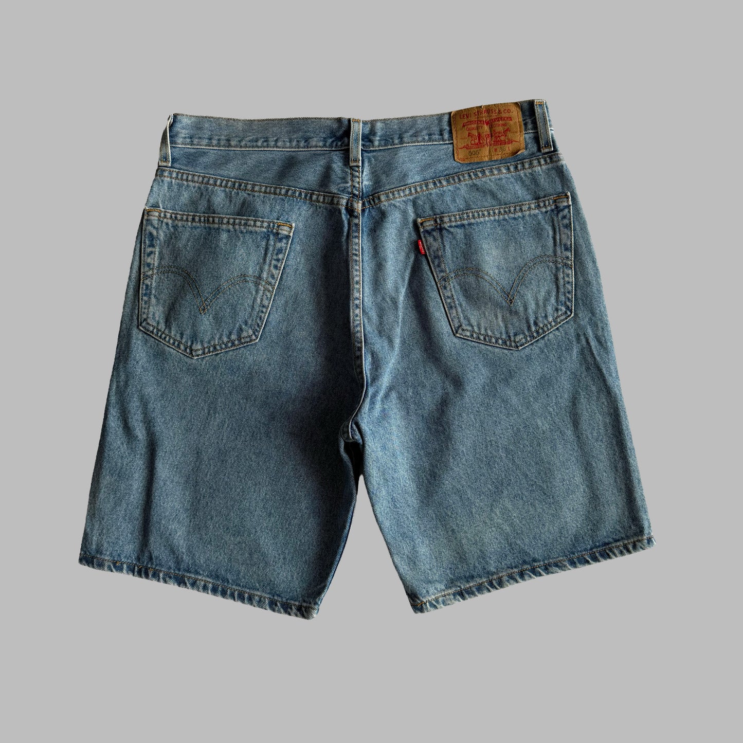 Levis Paper Tag Jorts - 36"