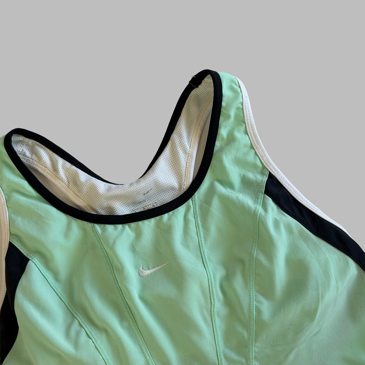 Y2K Nike Lightweight Racerback Activewear Top - M