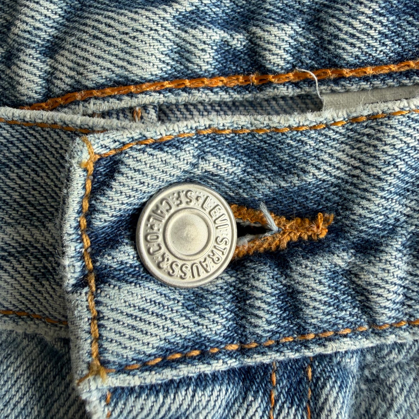 90s Levis Paper Tag Barrel Jeans - 34 x 32