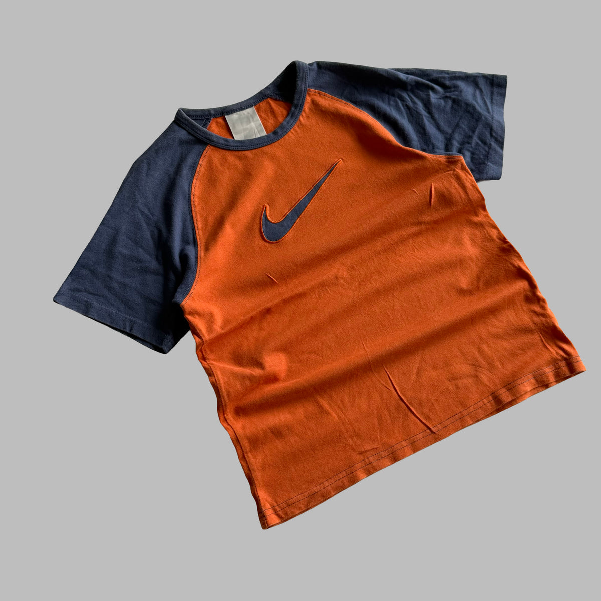 Y2K Nike Centre Swoosh Raglan Baby Tee - S