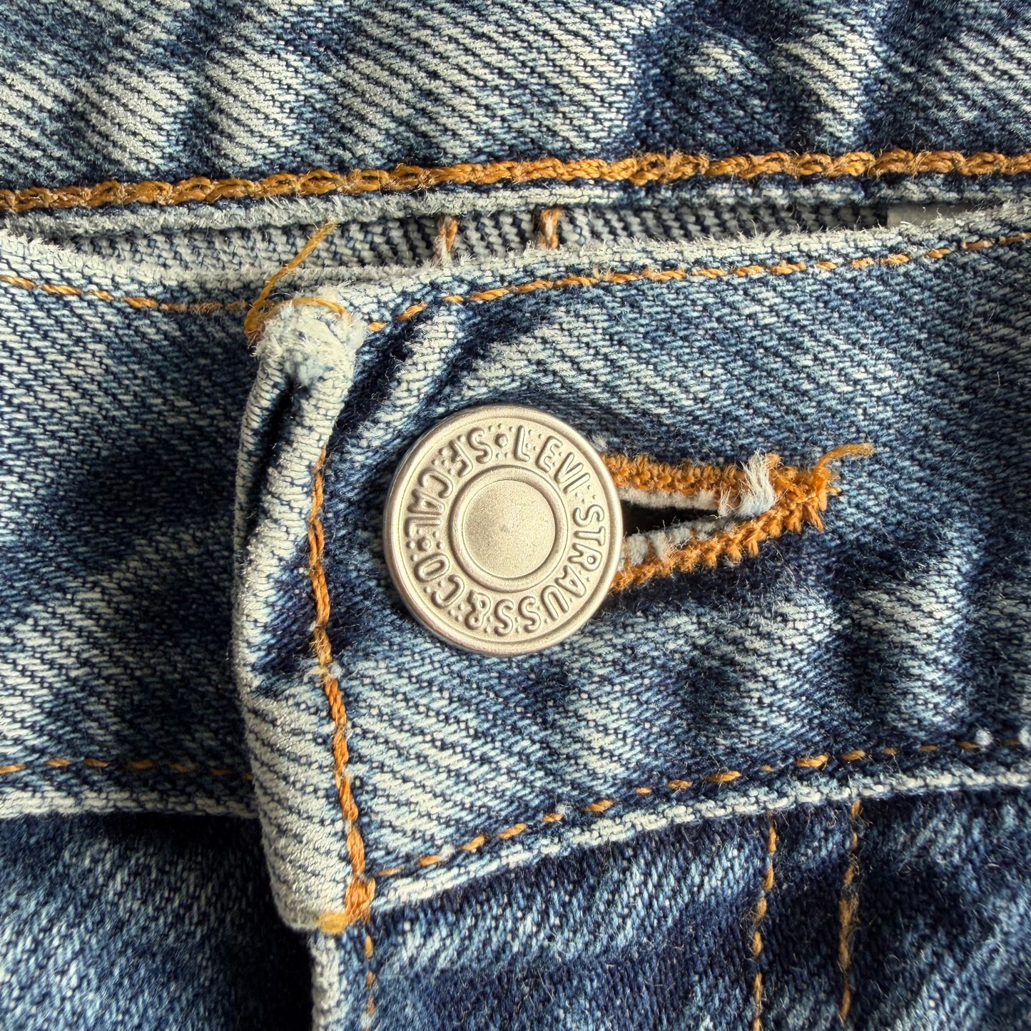 90s Levis Paper Tag Straight Leg Jeans - 38 x 30