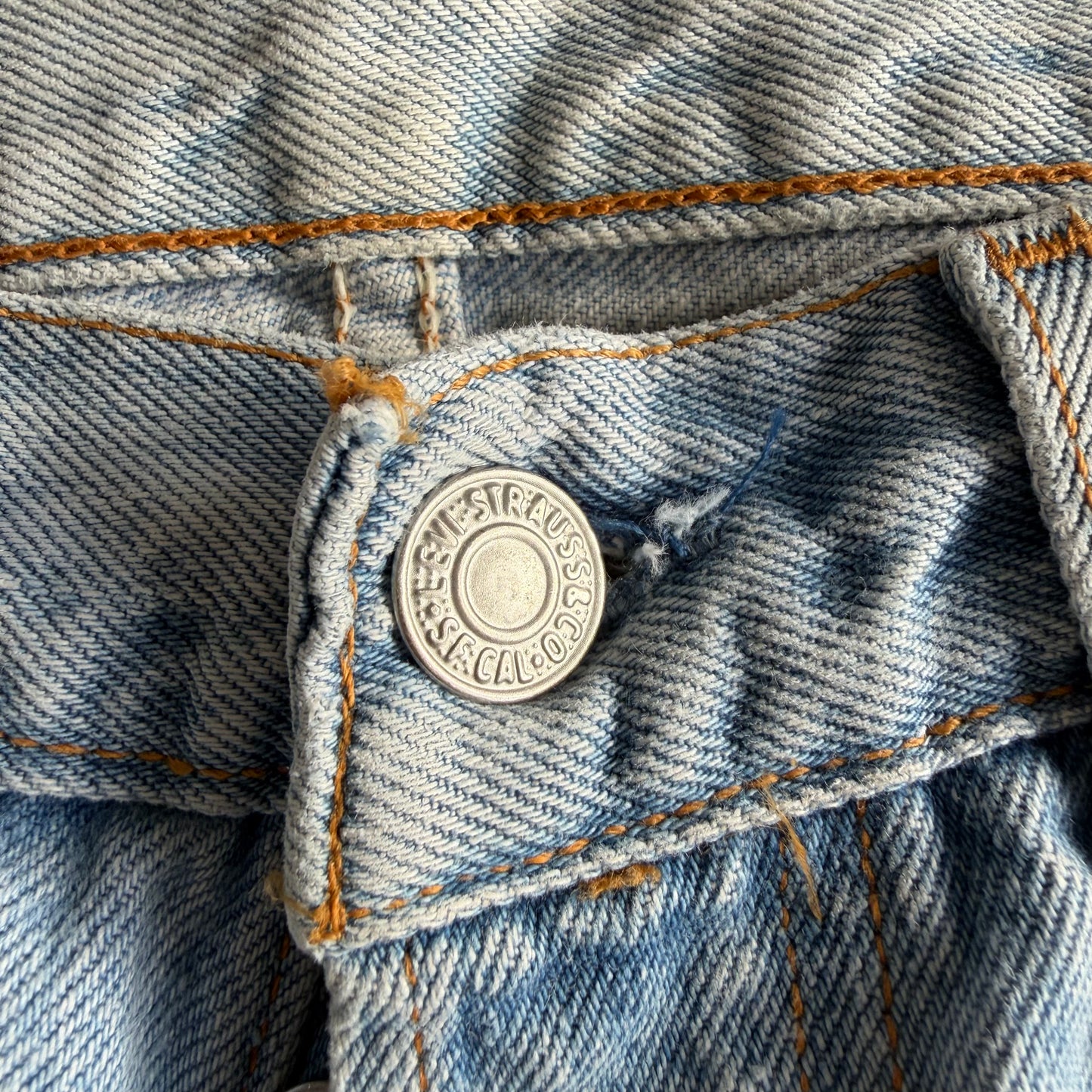 90s Levis Paper Tag Straight Leg Jeans - 32 x 30