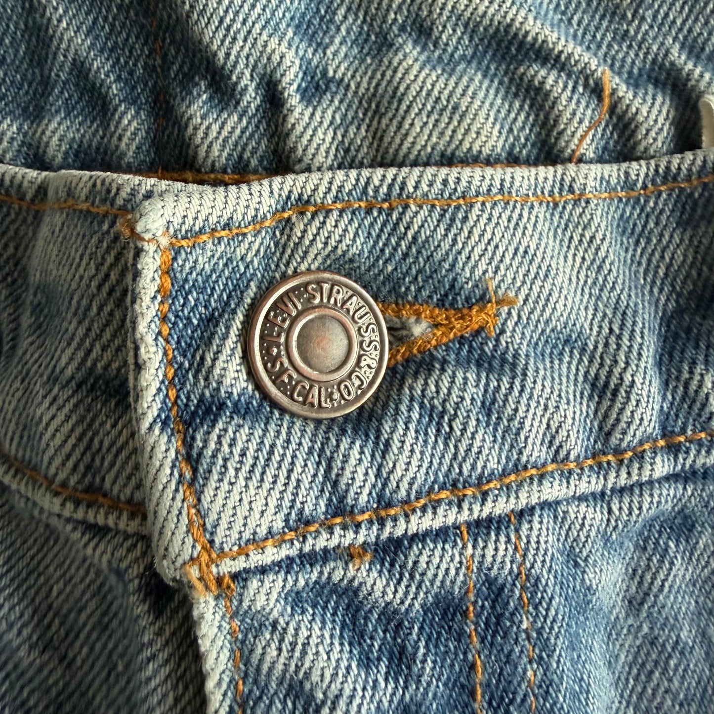 90s Levis Paper Tag Barrel Jeans - 34 x 30