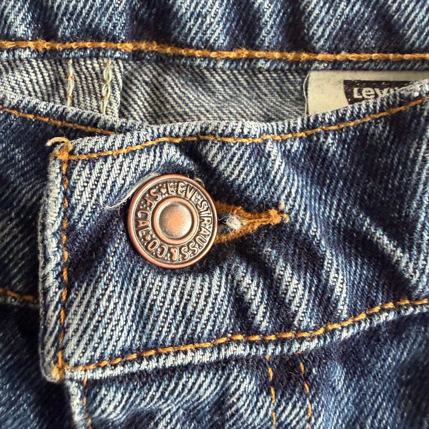 90s Levis Paper Tag Barrel Jeans - 36 x 30