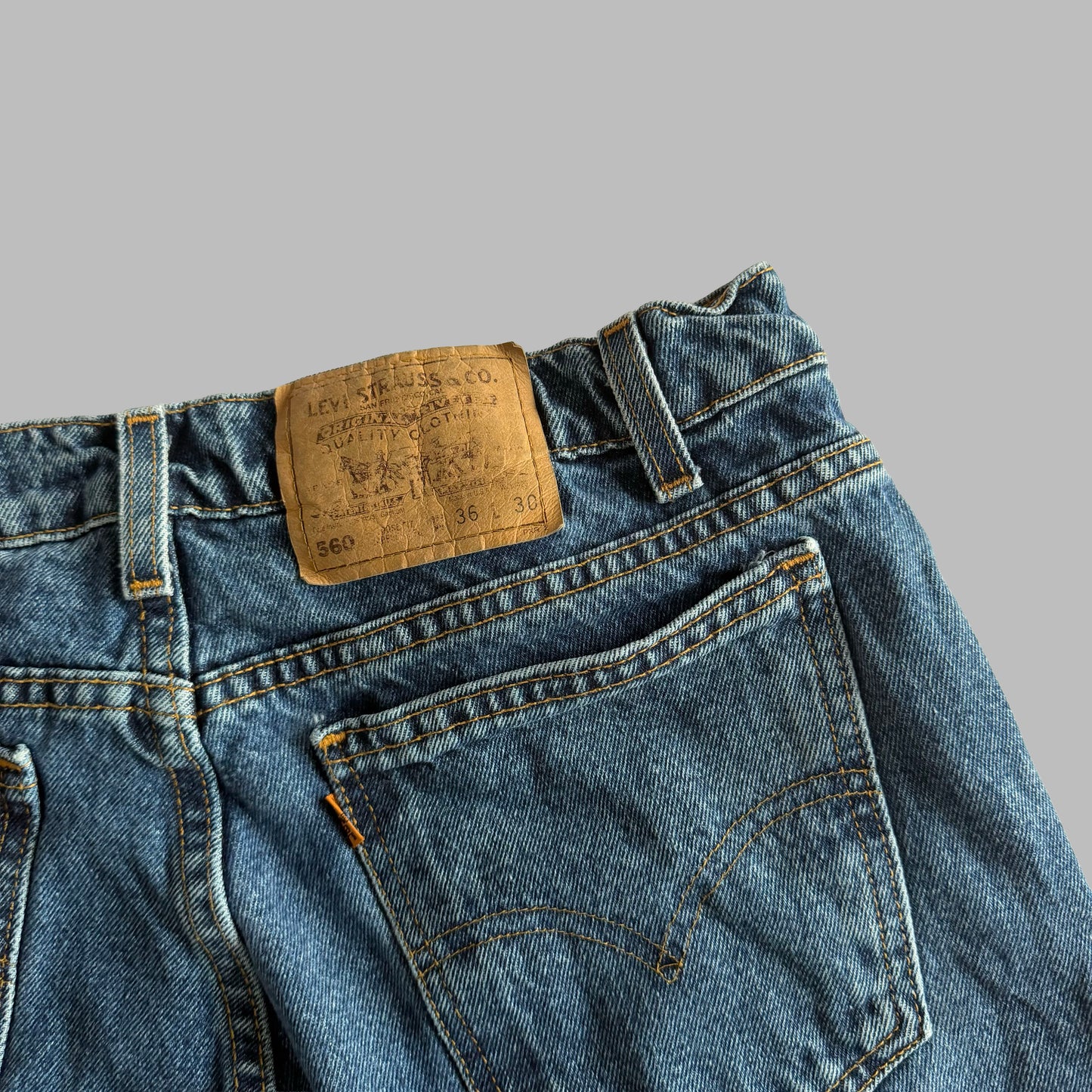 90s Levis Paper Tag Barrel Jeans - 36 x 30