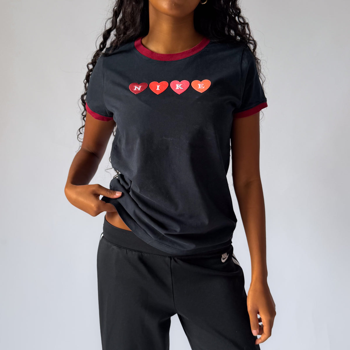 Nike Ringer Spell Out Top - L