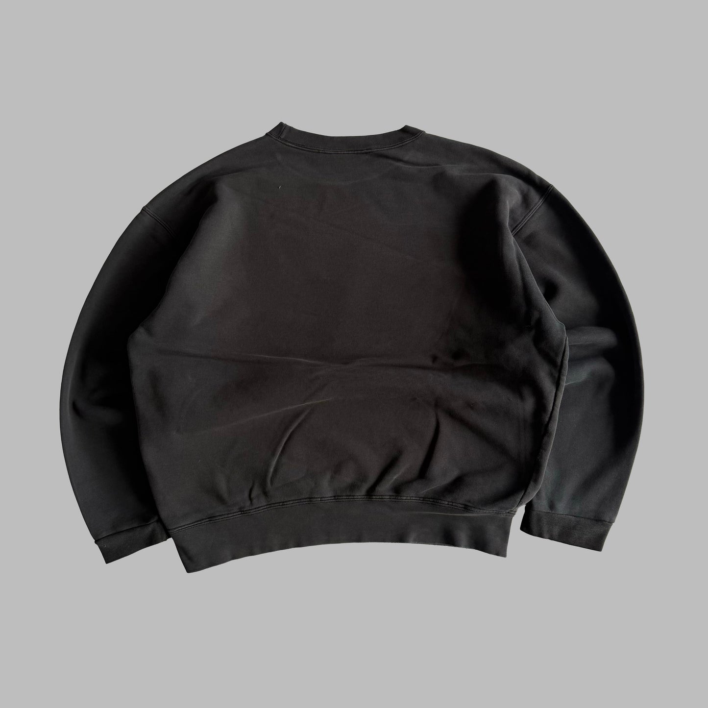 Y2K Carhartt Minimal Sweatshirt - L