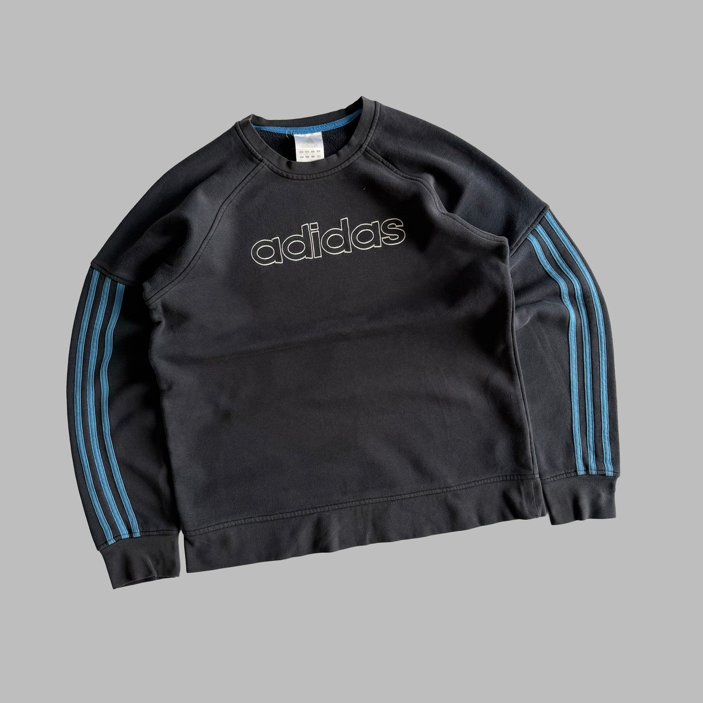 Y2K Adidas three Striped Sweatshirt - M