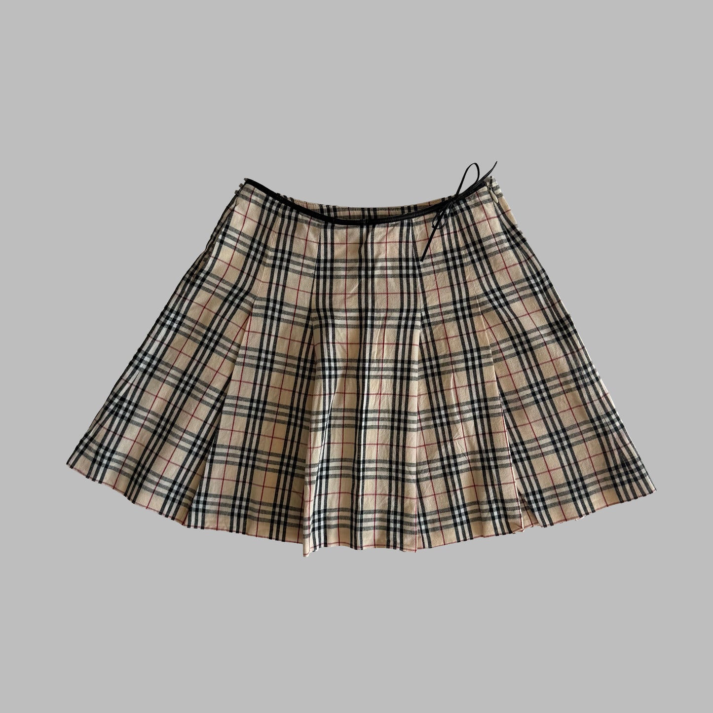 Y2K Burberry Nova Check Pleated Skirt - 24"