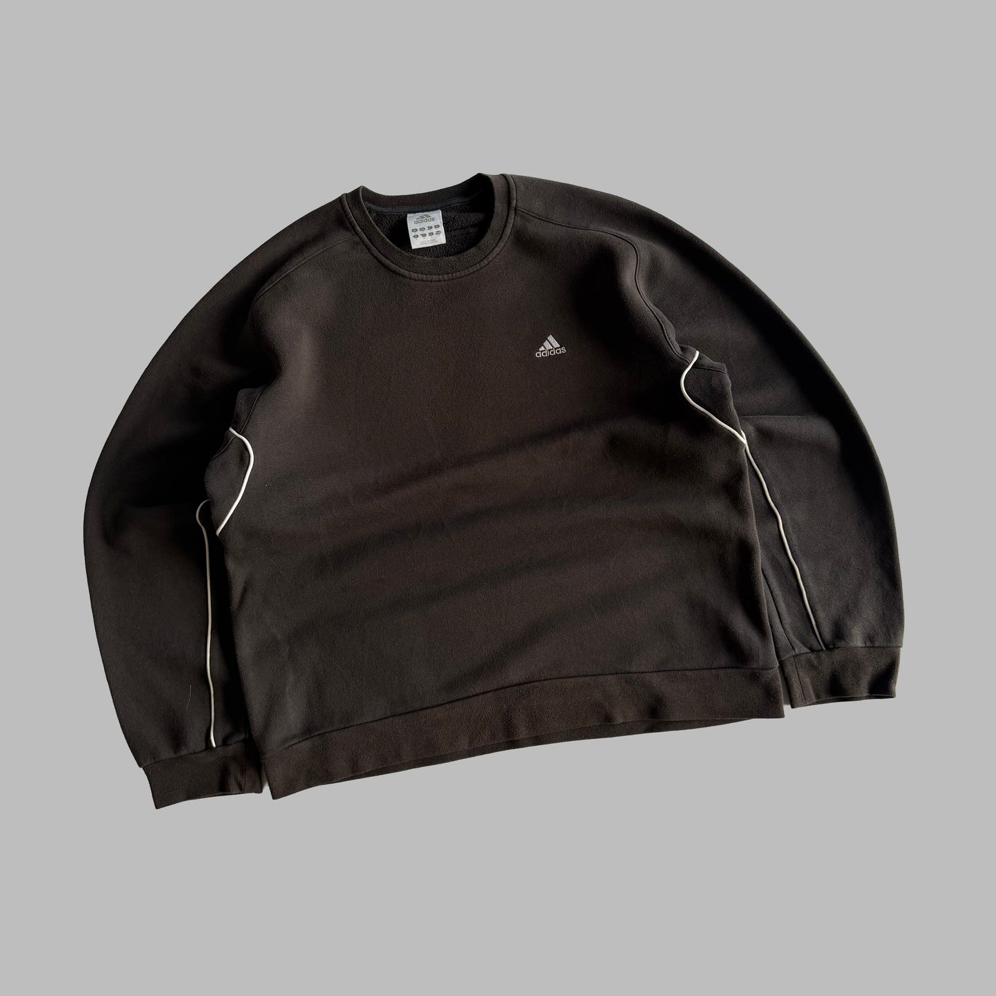 Y2K Adidas Striped Sweatshirt - M
