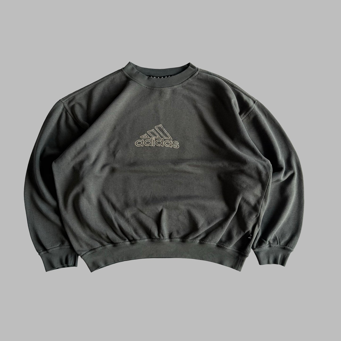 90s Adidas Embroidered Sweatshirt - XL
