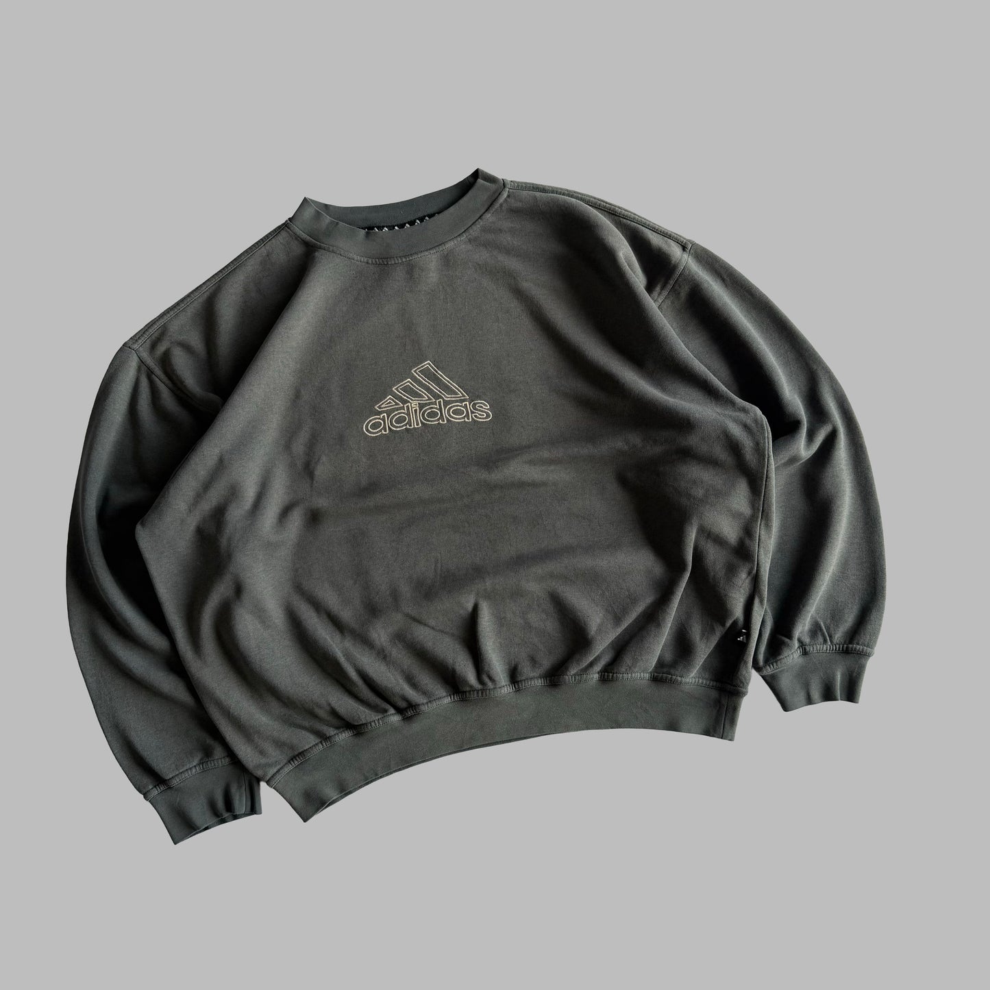 90s Adidas Embroidered Sweatshirt - XL