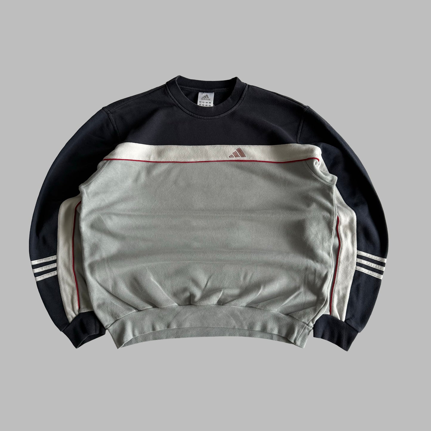 Y2K Adidas Striped Sweatshirt - M