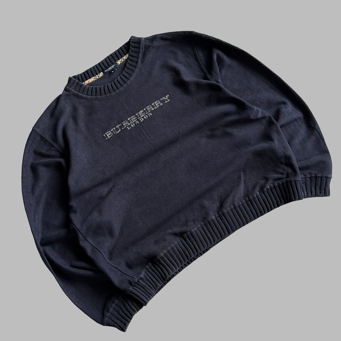 Y2K Burberry Classic Knit - M