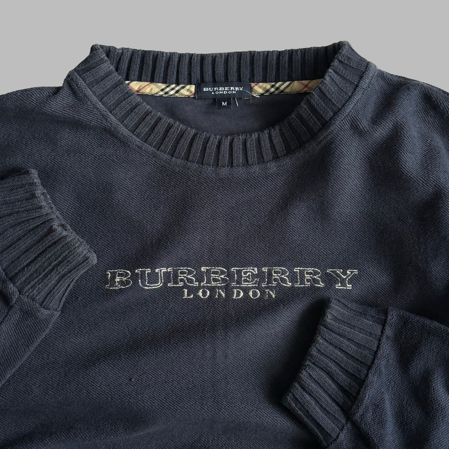 Y2K Burberry Classic Knit - M