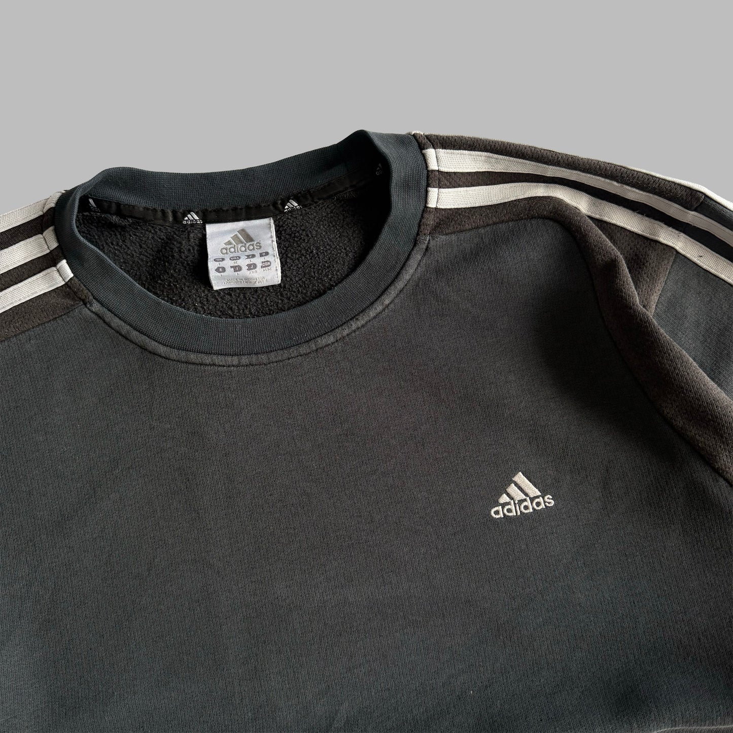 Y2K Adidas Three Striped Panelled Sweatshirt - L
