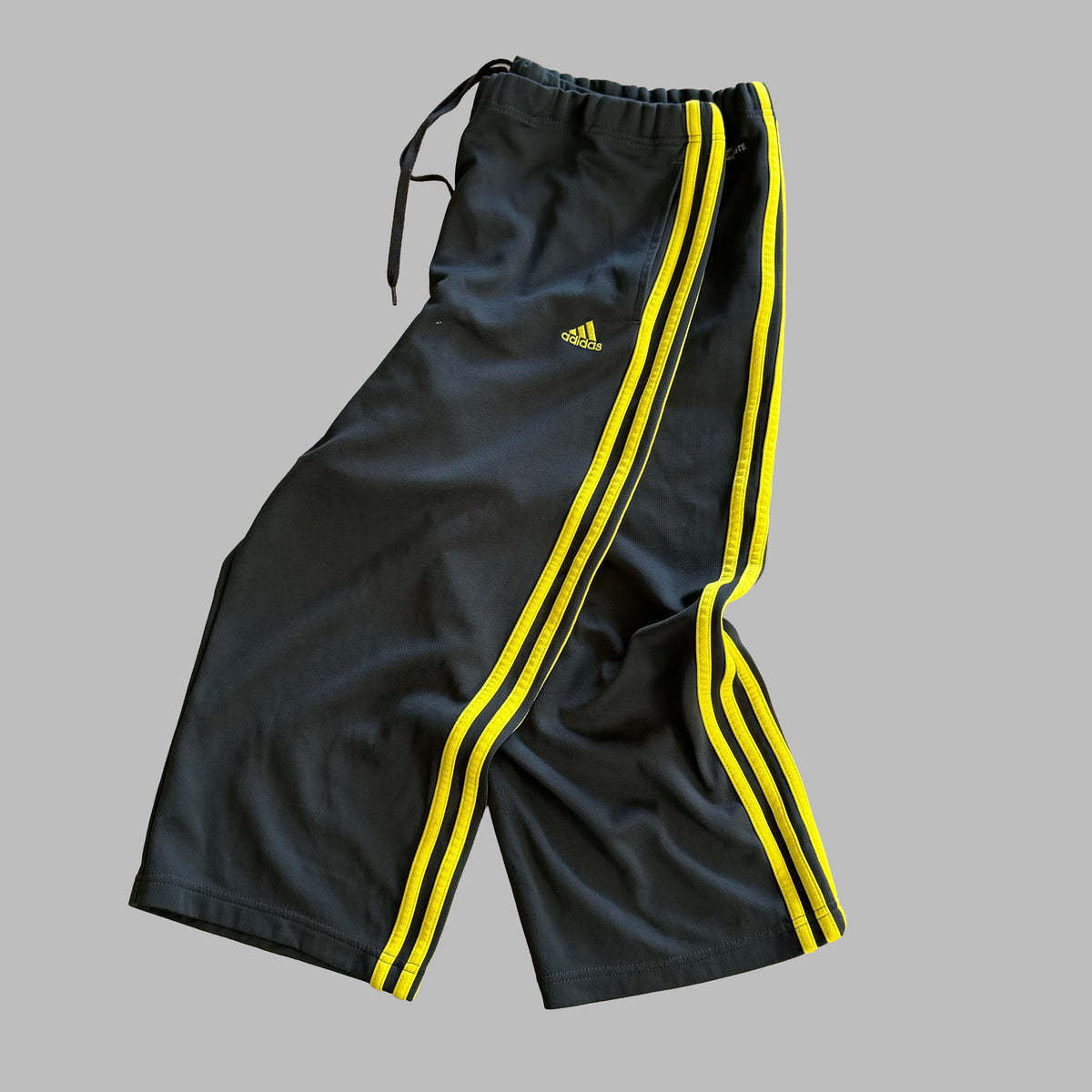 Y2K Adidas Three Stripe Capris - L