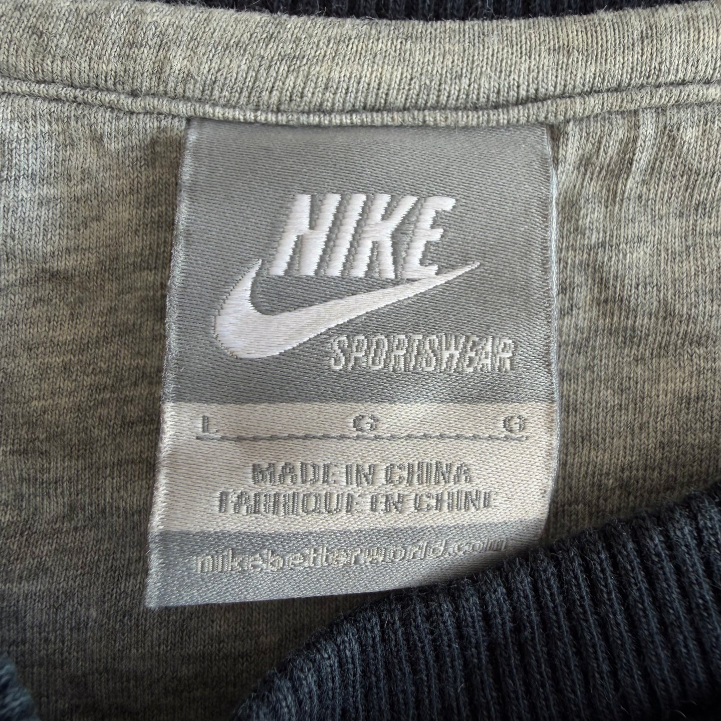Y2K Nike Spell Out Sweatshirt - L