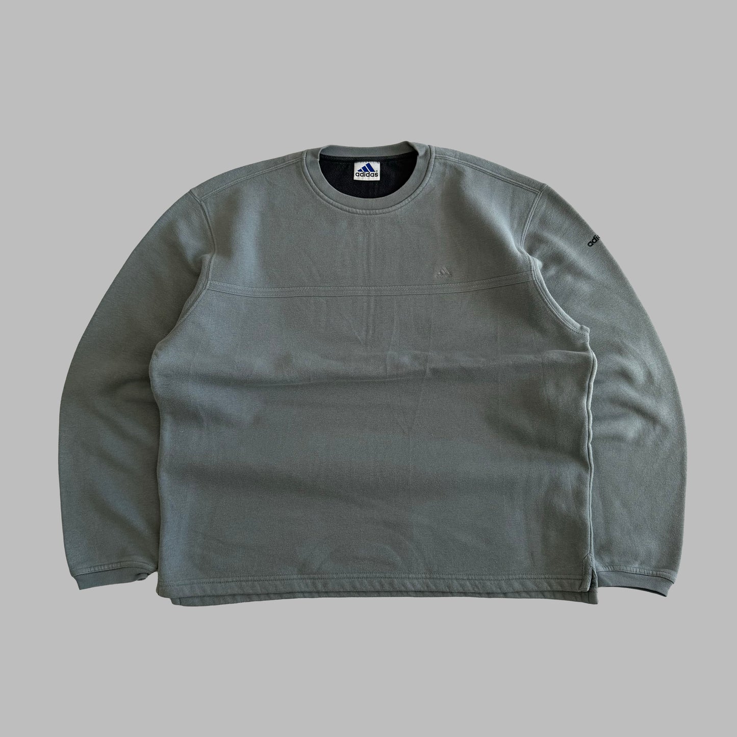 90s Adidas Minimal Sweatshirt - L