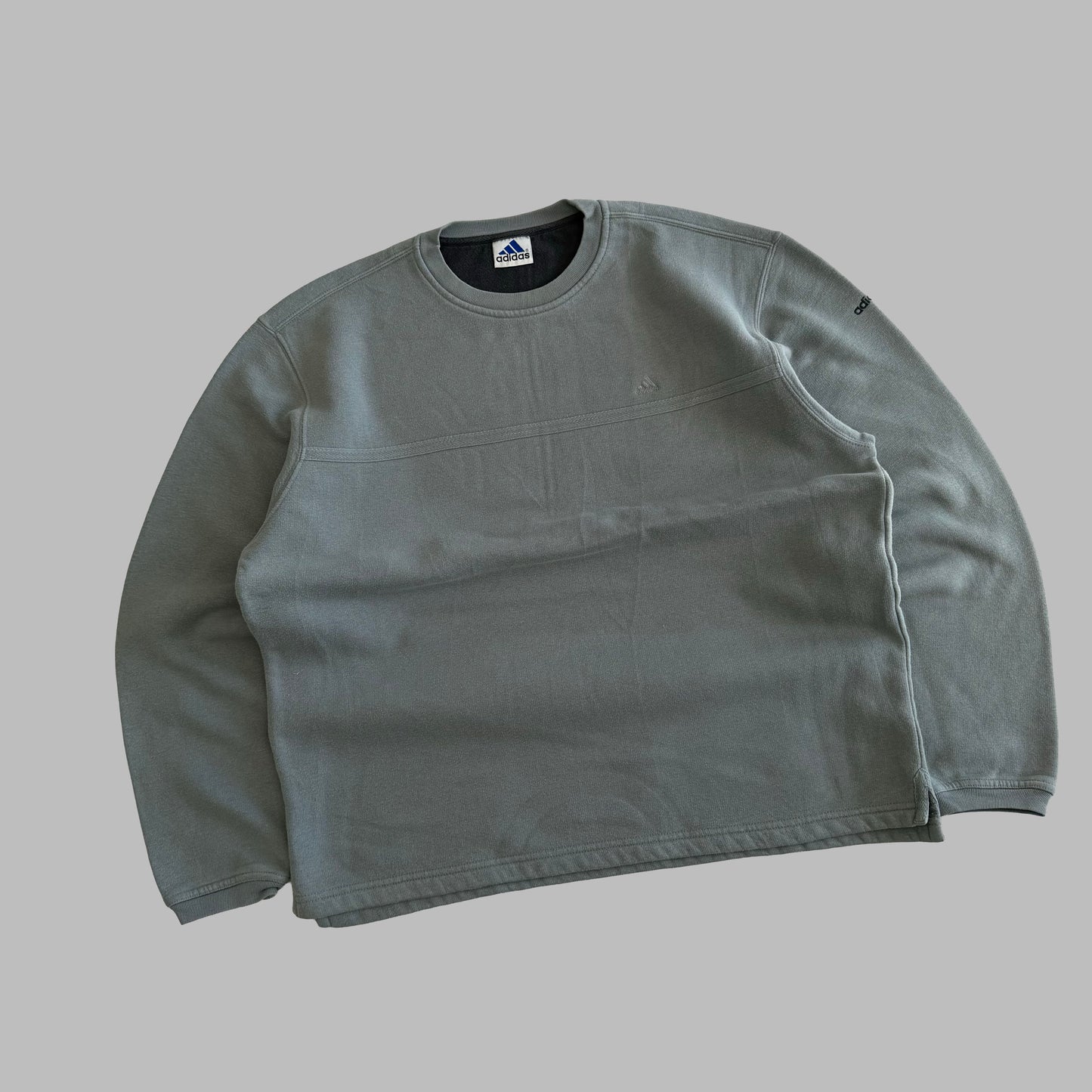 90s Adidas Minimal Sweatshirt - L