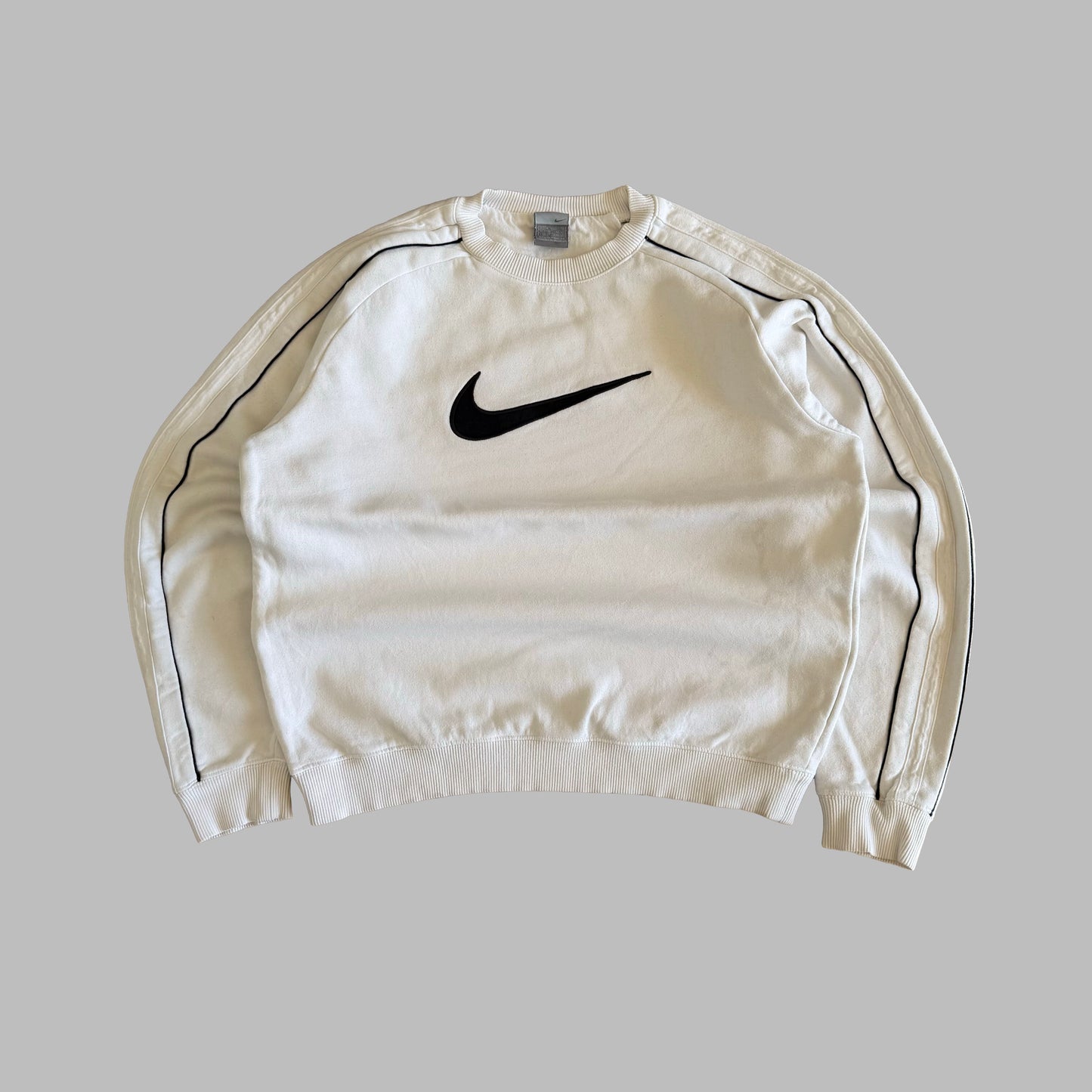 Y2K Nike Centre Swoosh Sweatshirt - M