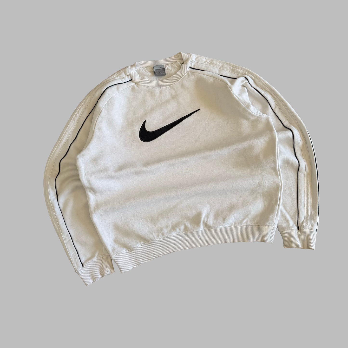 Y2K Nike Centre Swoosh Sweatshirt - M