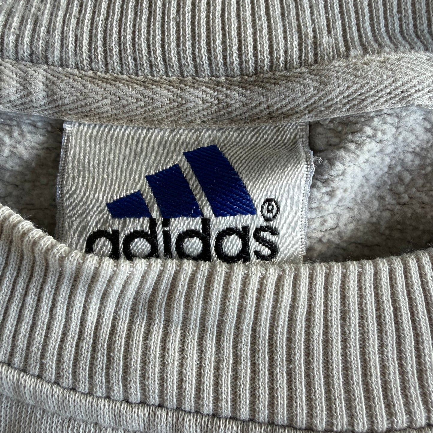 90s Adidas Embroidered Sweatshirt - M