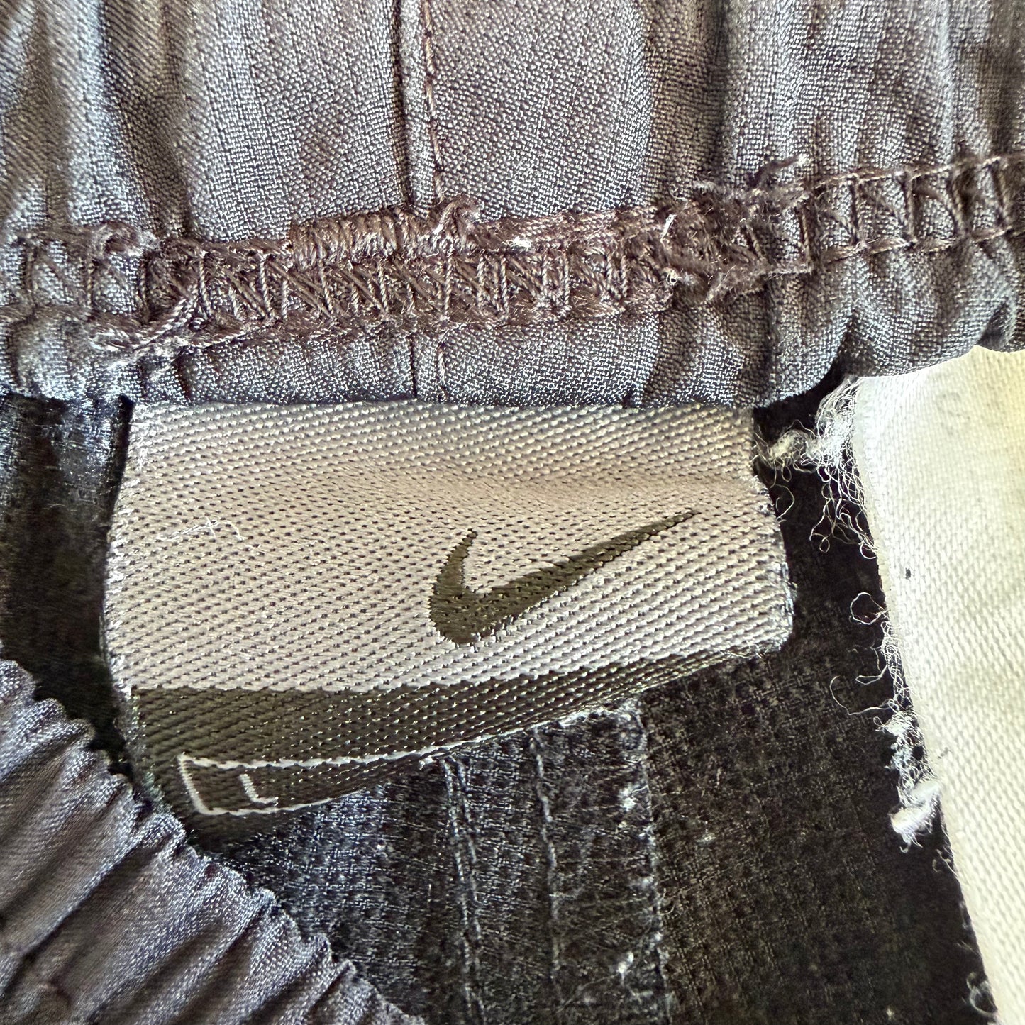 Y2K Nike Lightweight Striped Track Shorts - L