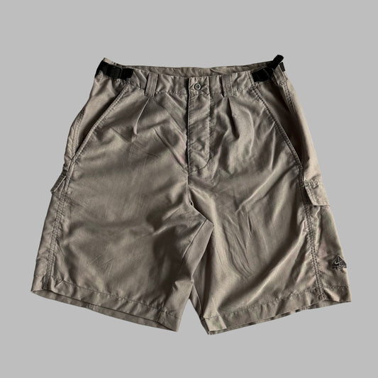 Y2K Nike ACG Lightweight Cargo Shorts - M