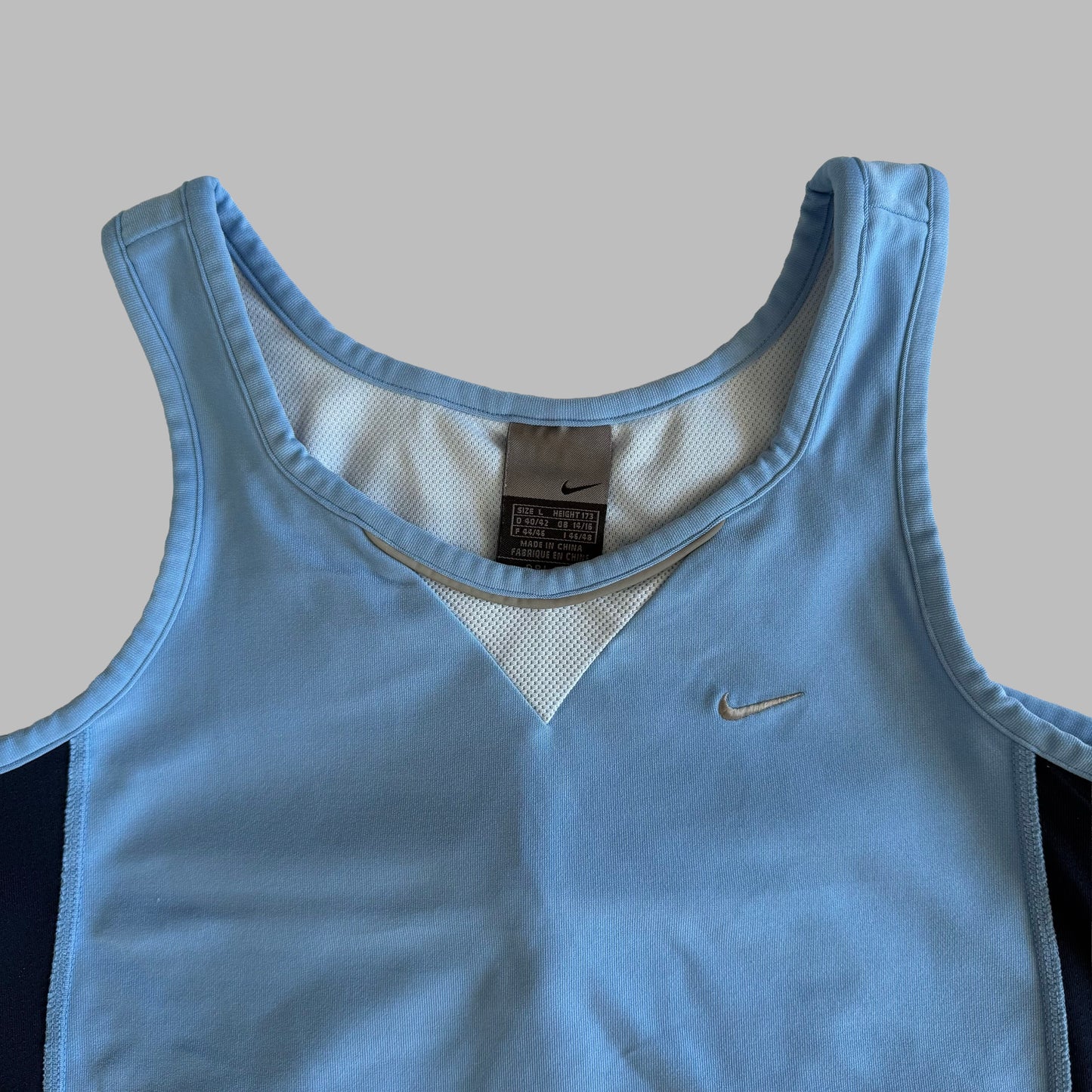 Y2K Nike Swoosh Activewear Tank - L