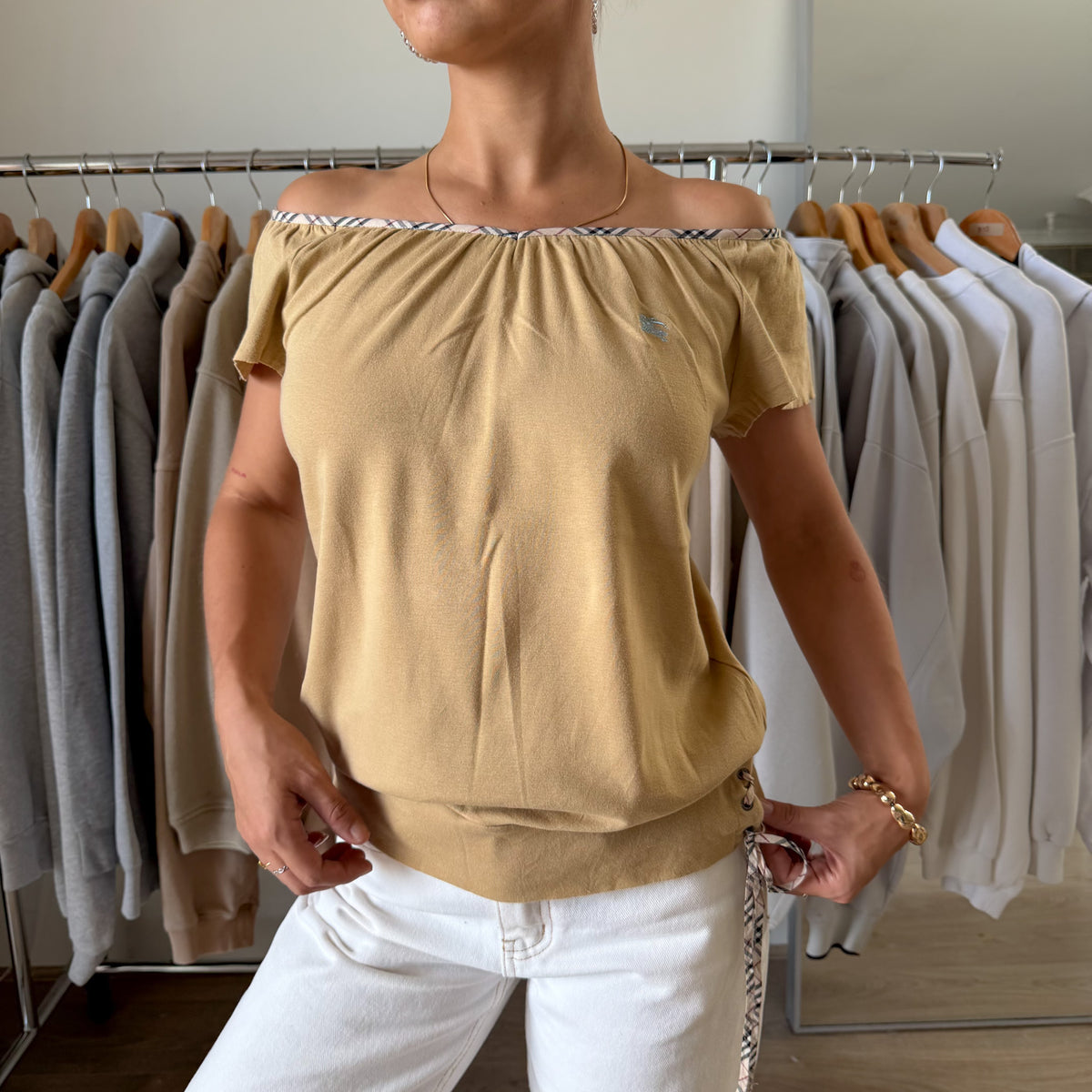 00s Burberry Wide Neck Top - Medium